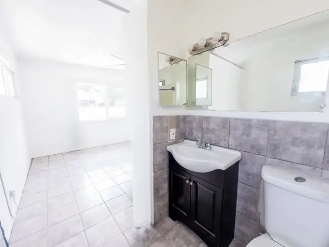 Listing Image for 225 S Papa Ave 25 of 27