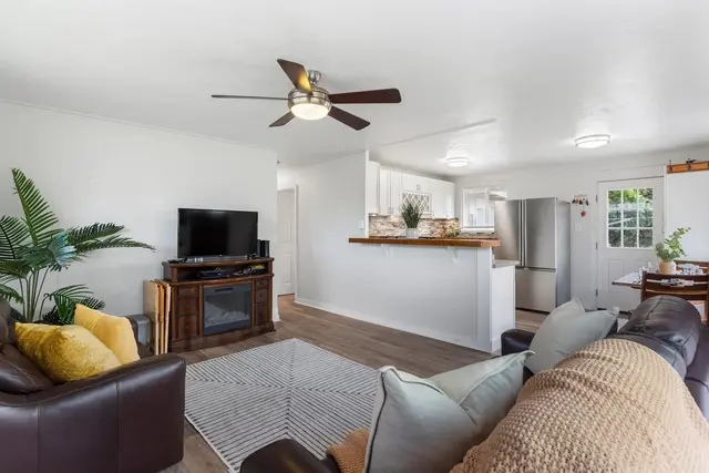 Listing Image for 686 Onipaa Pl 2 of 36
