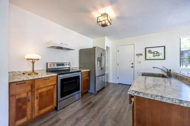 Listing Image for 81 Kapuai Rd 13 of 50