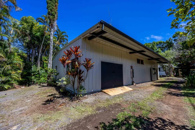 Listing Image for 81 Kapuai Rd 6 of 50