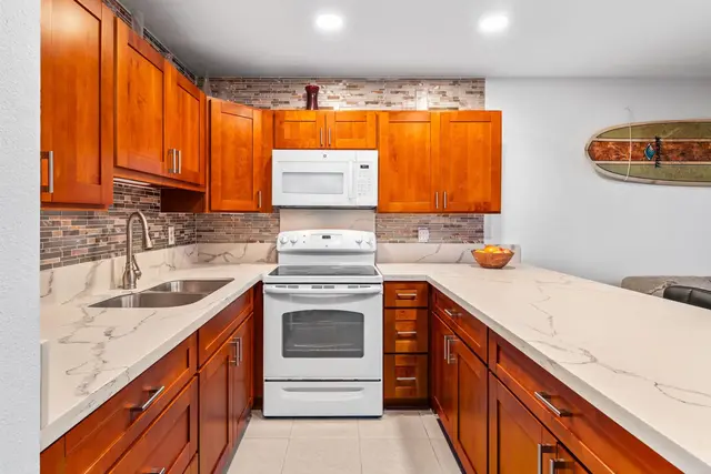 Listing Image for 3740 Lower Honoapiilani Rd G102 5 of 30