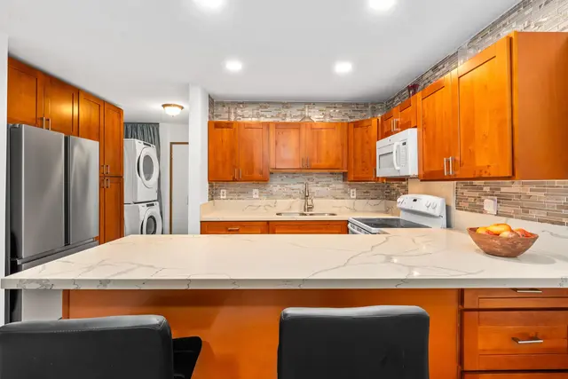 Listing Image for 3740 Lower Honoapiilani Rd G102 6 of 30