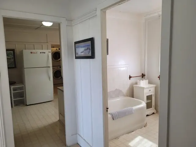 Listing Image for 209 Muliwai Dr 13 of 26