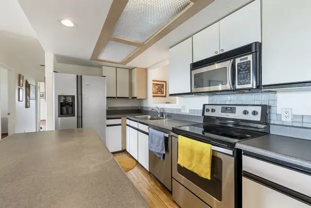 Listing Image for 359 Kenolio Rd 16 of 35