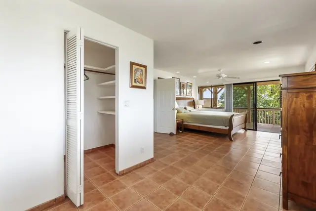 Listing Image for 359 Kenolio Rd 21 of 35