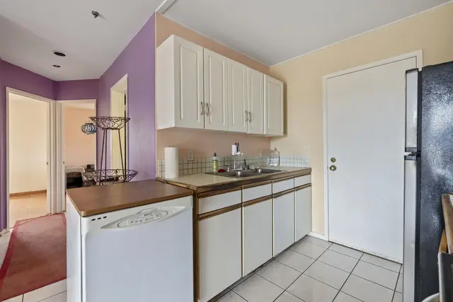 Listing Image for 359 Kenolio Rd 30 of 35