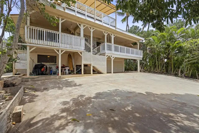 Listing Image for 359 Kenolio Rd 3 of 35