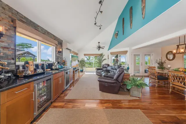 Listing Image for 132 Hohani Pl 15 of 38