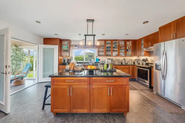 Listing Image for 132 Hohani Pl 7 of 38