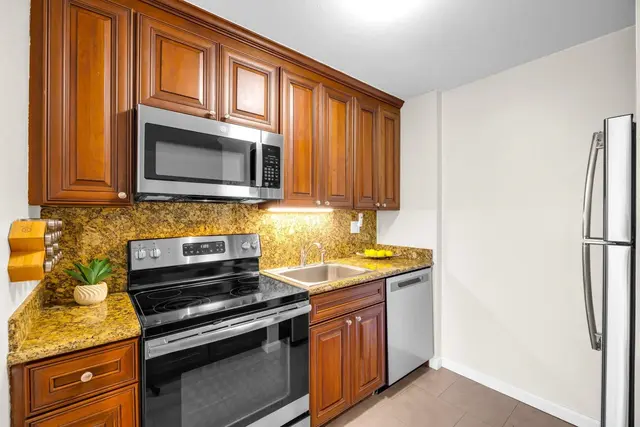 Listing Image for 5315 Lower Honoapiilani Rd B108 15 of 39