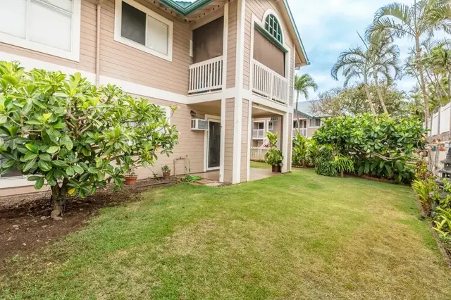 Listing Image for 50 Waipaa Ln 40-102 1 of 35