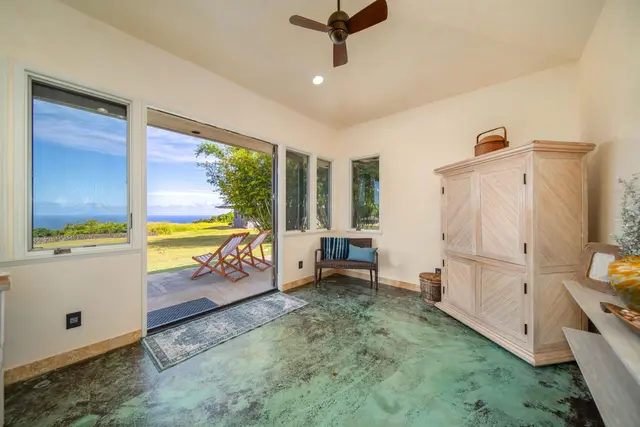 Listing Image for 95 N Holokai Rd 34 of 40