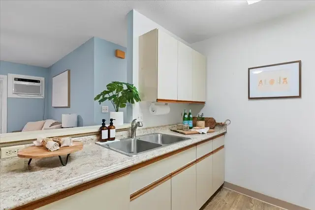 Listing Image for 140 Uwapo Rd 33-104 8 of 18