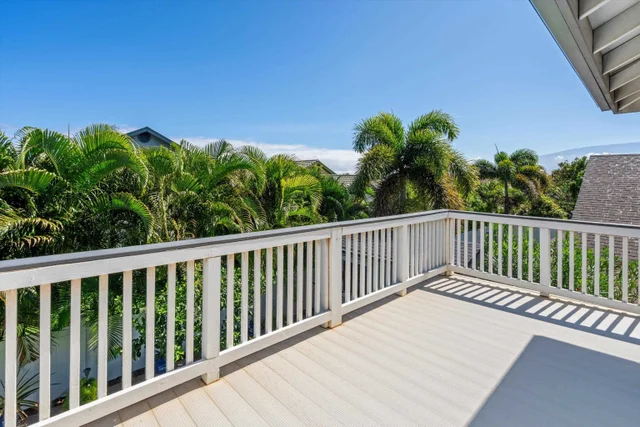 Listing Image for 53 Molehulehu Loop 19 of 47