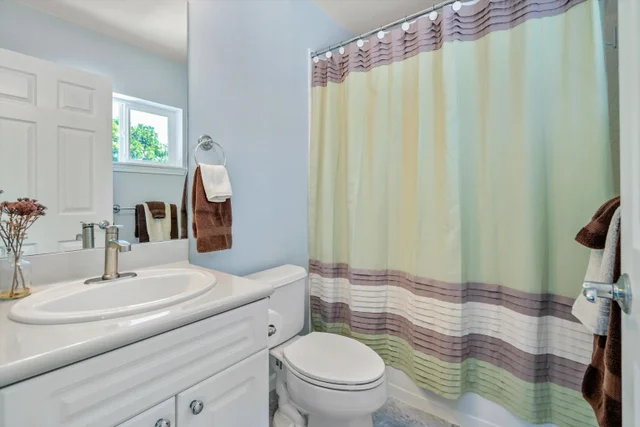 Listing Image for 53 Molehulehu Loop 29 of 47