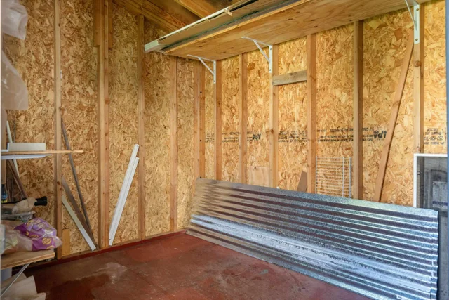 Listing Image for 53 Molehulehu Loop 40 of 47