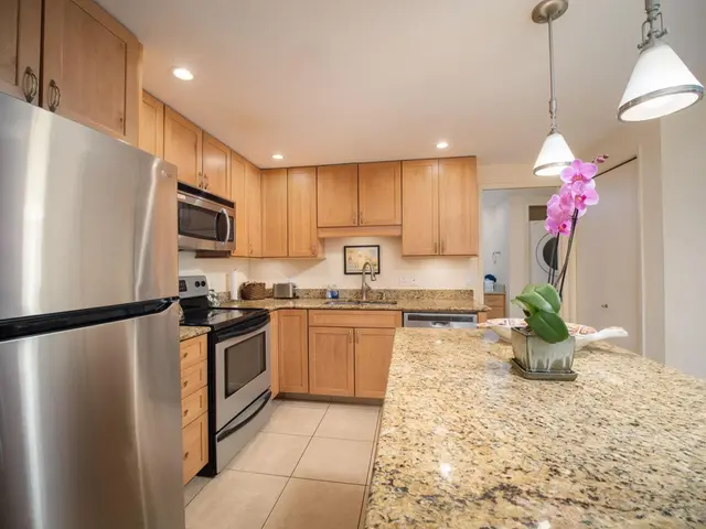 Listing Image for 2575 S Kihei Rd F105 7 of 32