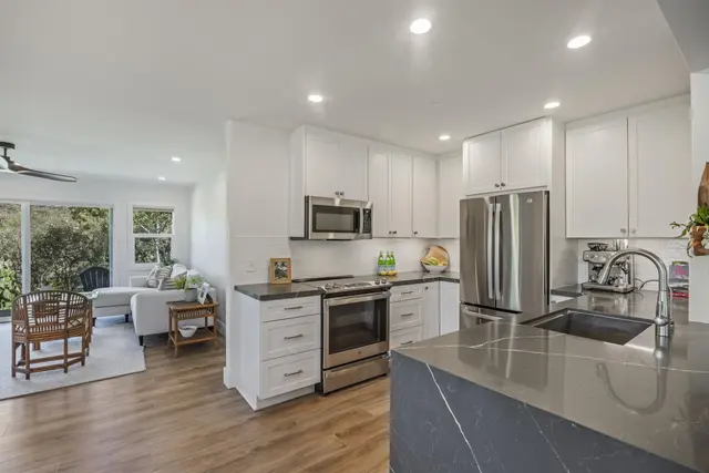 Listing Image for 92 Loa Pl 6 of 29