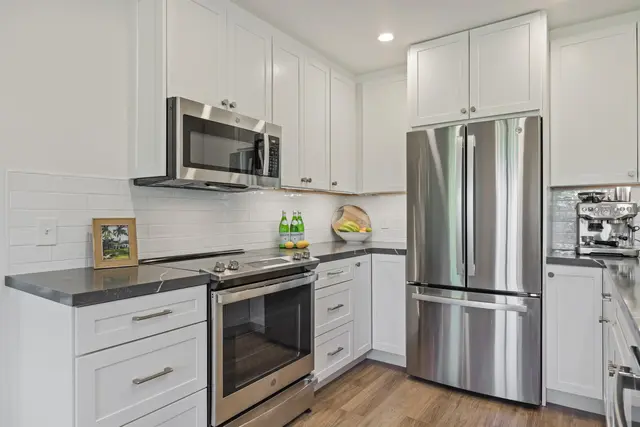 Listing Image for 92 Loa Pl 8 of 29