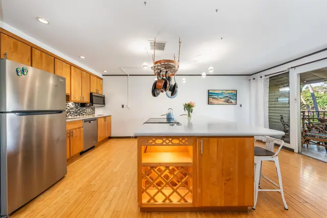 Listing Image for 3559 Lower Honoapiilani Rd 1k 11 of 35