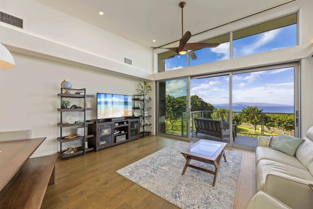 Listing Image for 244 Holomoana Way 104 (17d) 12 of 49