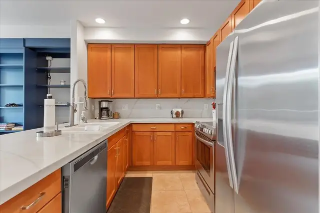 Listing Image for 112 Walaka St 103 11 of 31