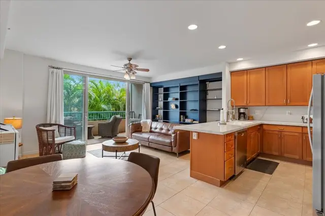 Listing Image for 112 Walaka St 103 14 of 31
