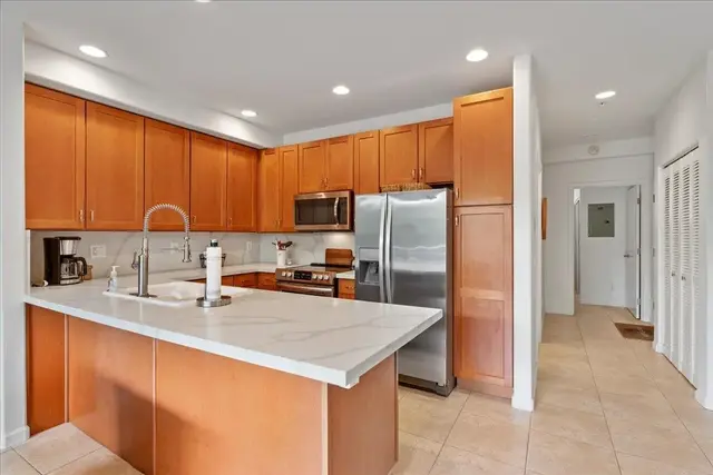 Listing Image for 112 Walaka St 103 8 of 31