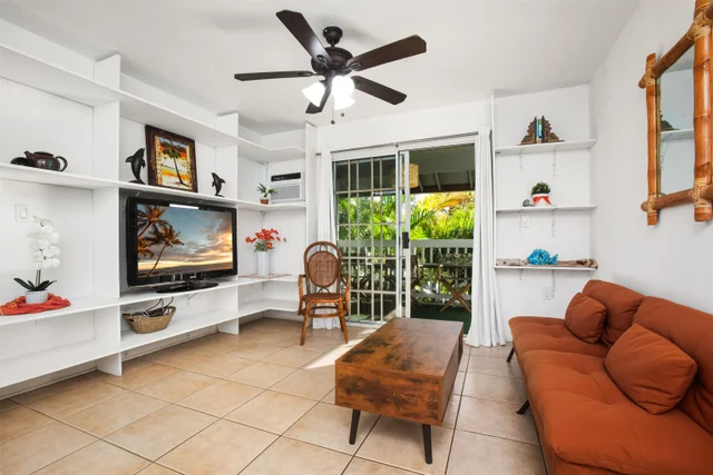 Listing Image for 160 Keonekai Rd 7-201 4 of 19