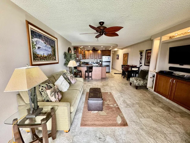 Listing Image for 2695 S Kihei Rd 10213 12 of 37