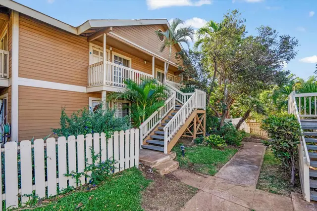 Listing Image for 140 Uwapo Rd Rd 34-202 24 of 36