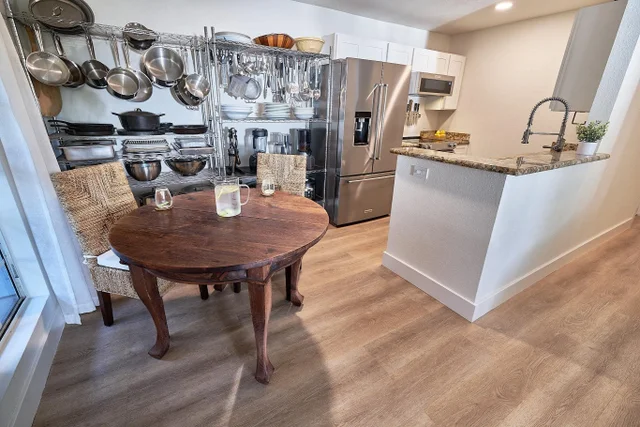 Listing Image for 160 Keonekai Rd 11-103 3 of 13