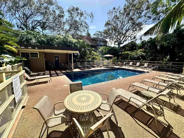 Listing Image for 100 Lio Pl N-2 25 of 35