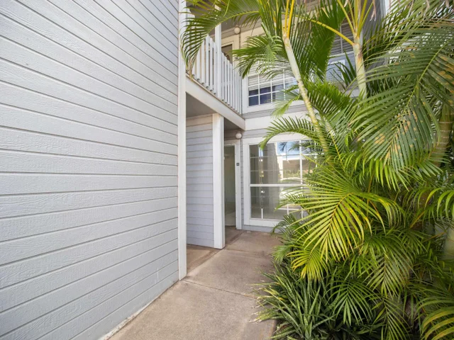 Listing Image for 160 Keonekai Rd 14-102 3 of 20