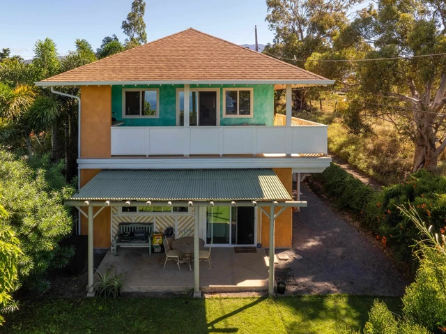 Listing Image for 84 Loha St Unit C 2 of 35