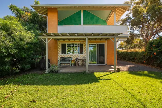 Listing Image for 84 Loha St Unit C 22 of 35