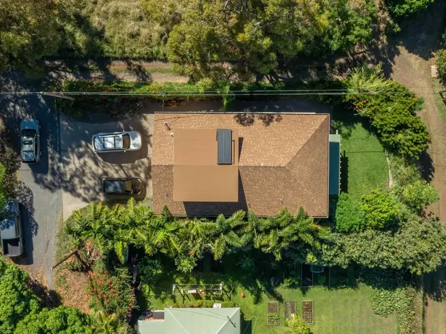 Listing Image for 84 Loha St Unit C 23 of 35