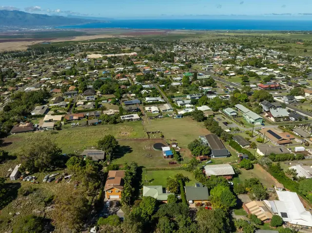 Listing Image for 84 Loha St Unit C 28 of 35