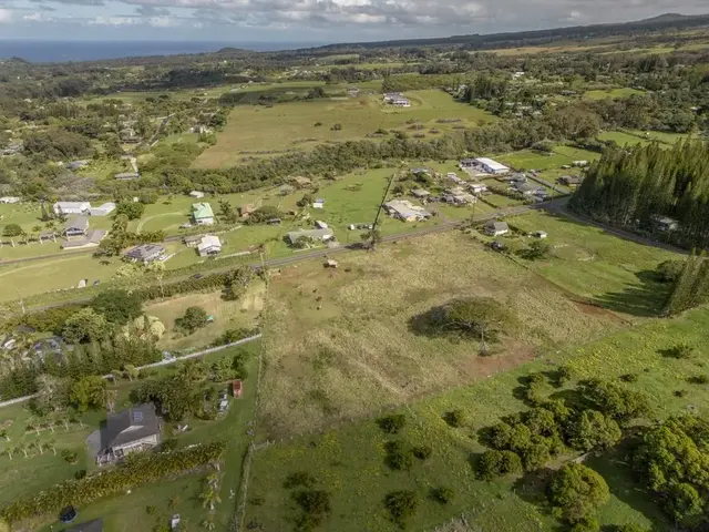 Listing Image for 2020 Kokomo Rd Rd 13 of 16