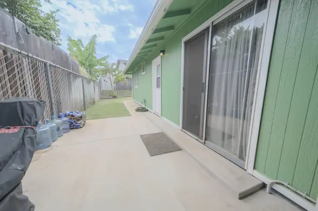 Listing Image for 18 Hoomoku Loop 17 of 18