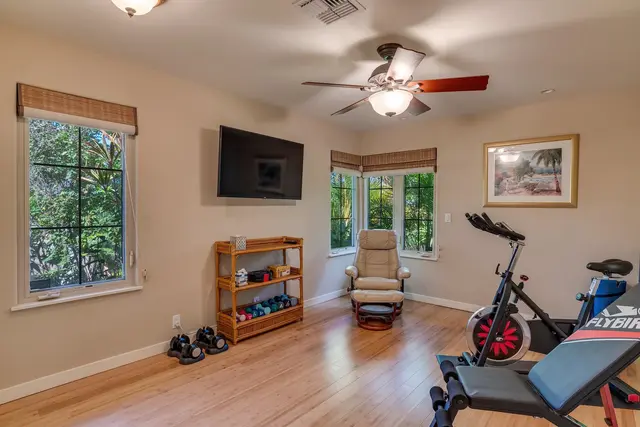 Listing Image for 315 Mauli St 33 of 44