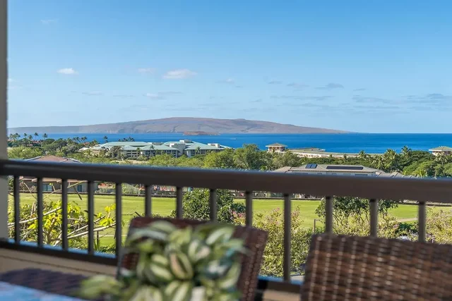 Listing Image for 10 Wailea Ekolu Pl 208 11 of 40