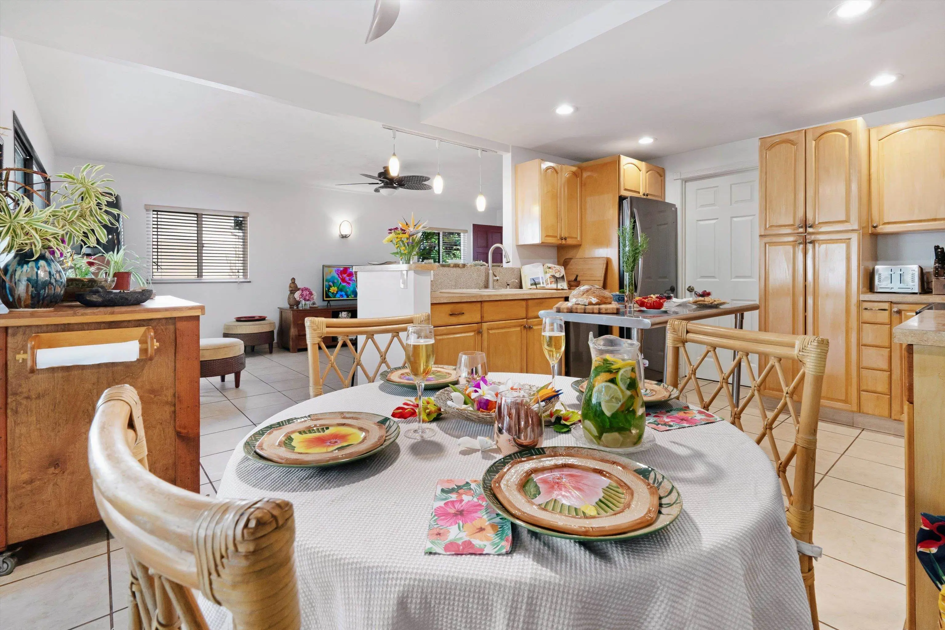 Photo of Listing #407977