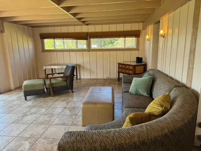 Listing Image for 2771 Kamehameha V Hwy 6 of 25
