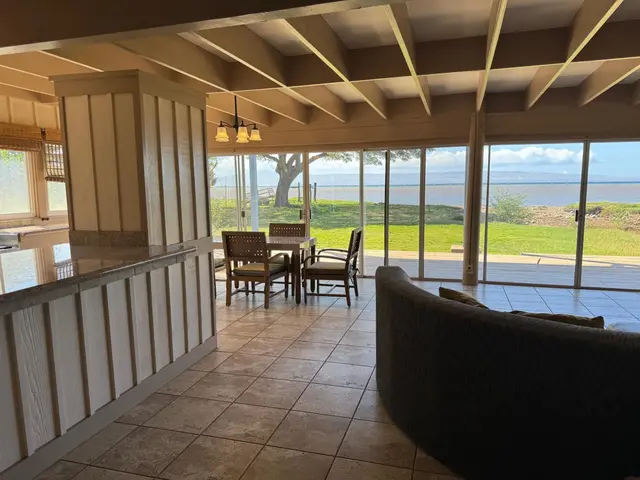 Listing Image for 2771 Kamehameha V Hwy 8 of 25