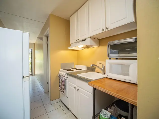 Listing Image for 2895 S Kihei Rd 201 7 of 18