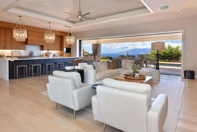 Listing Image for 227 Anapuni Loop 23 17 of 48