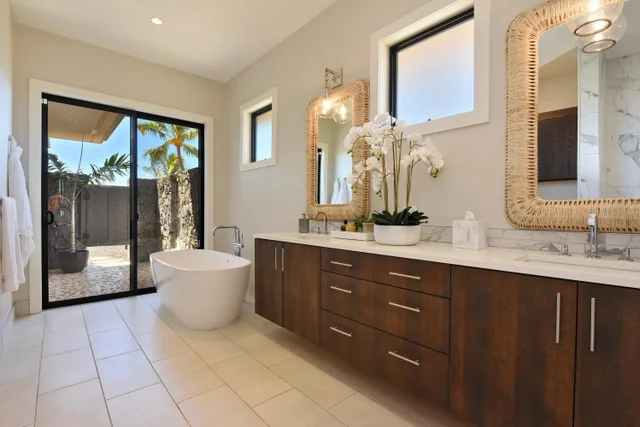 Listing Image for 227 Anapuni Loop 23 25 of 48