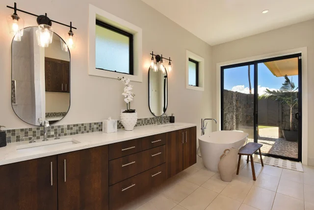 Listing Image for 227 Anapuni Loop 23 28 of 48