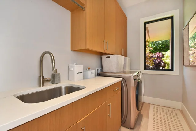 Listing Image for 227 Anapuni Loop 23 31 of 48